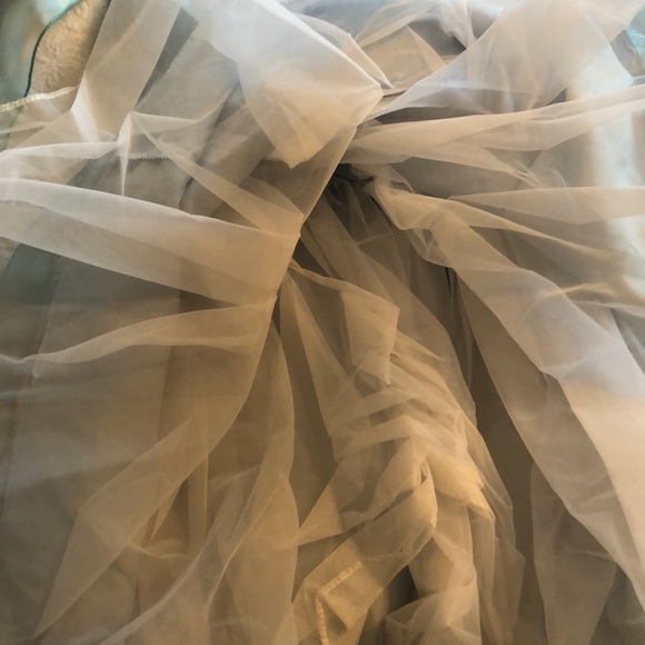 Young girls formal dress with matching scarf - Picture 4 of 6